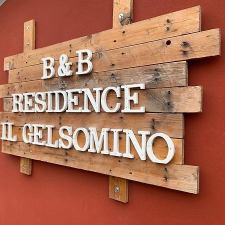Aparthotel Il Gelsomino Cantù Esterno foto