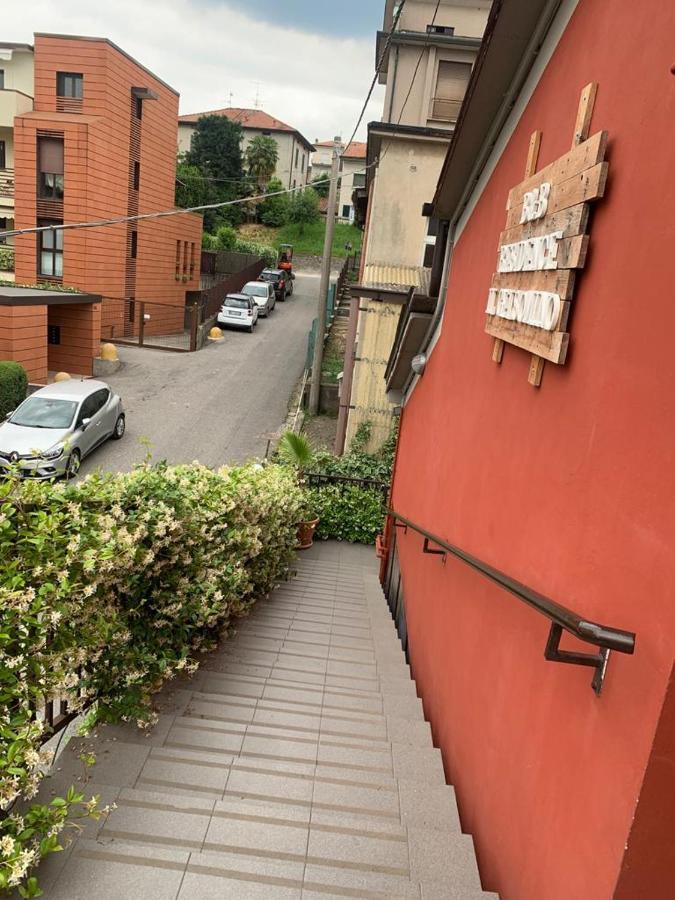 Il Gelsomino Aparthotel Cantù Esterno foto